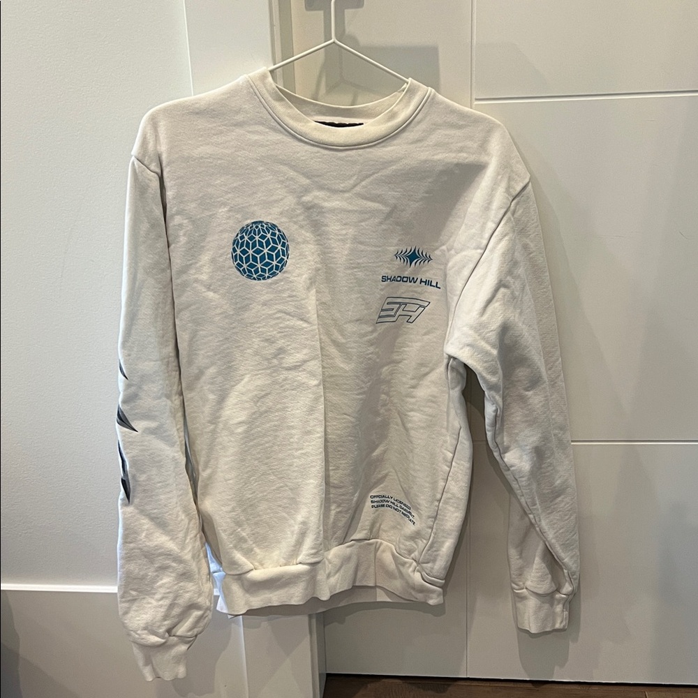 Shadow Hill Men's Cream and Blue Crewneck Sweater